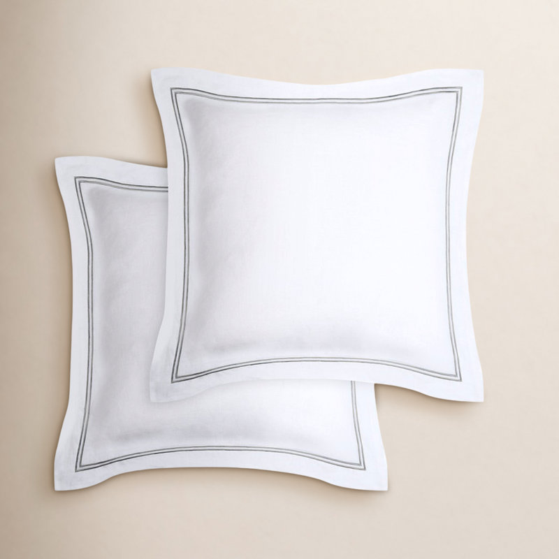 Baela Bedding Set, White/Silver Gray