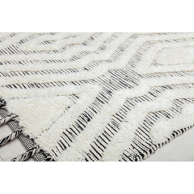 Carter Indoor Rug, Rectangle 5' x 7'