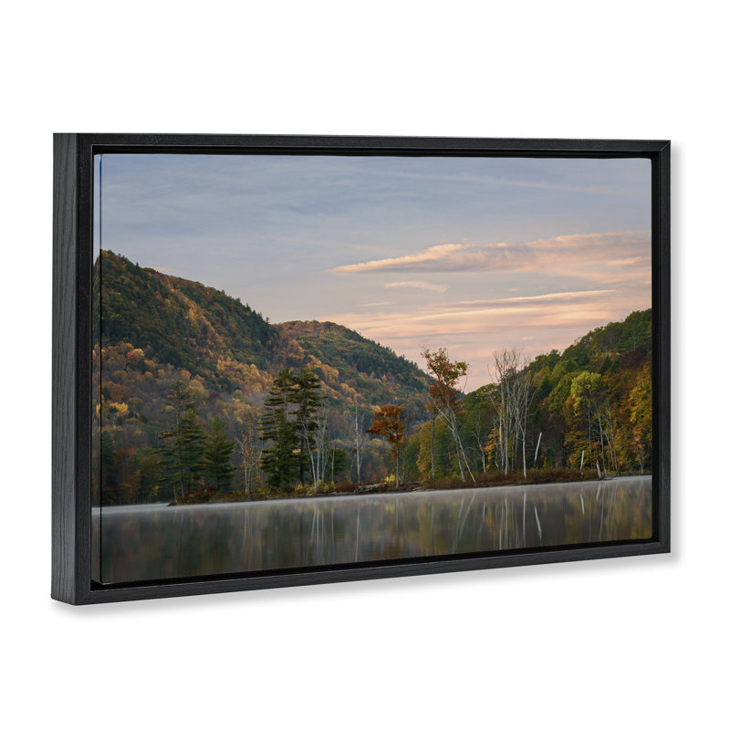 Cadre flottant avec reflet de la nature, par James Rodewald, Cadre flottant noir de jais, H 17 po x l 25 po