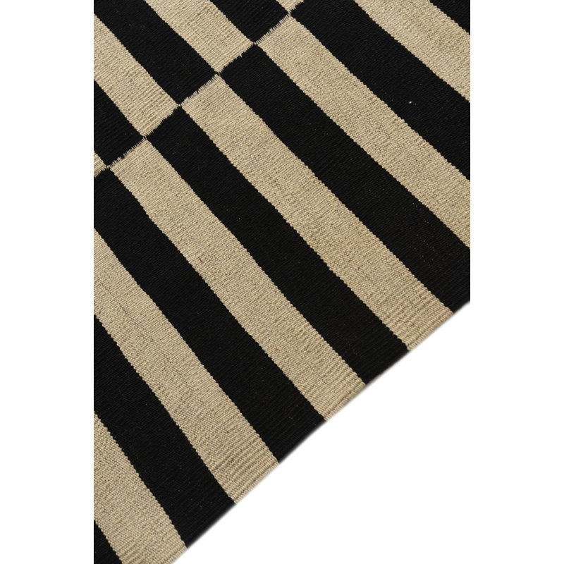 Tapis noir et blanc Pinkerton