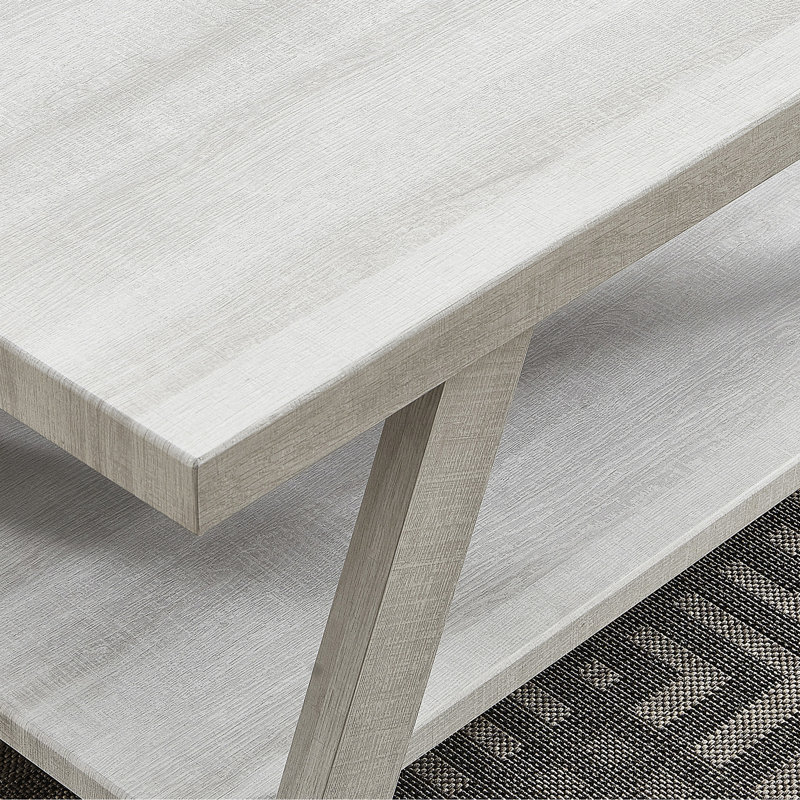 Table d'appoint contemporaine blanche avec tablette de rangement supplémentaire - plateau de table en placage de bois franc, rangement supplémentaire et pieds séduisants aux angles larges