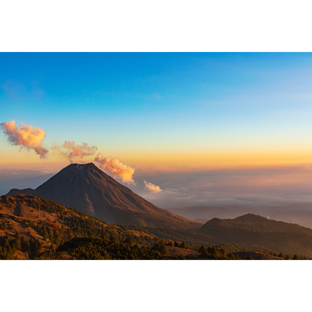 Volcan De Colima, Mexiko - Kunstdrucke auf Leinwand