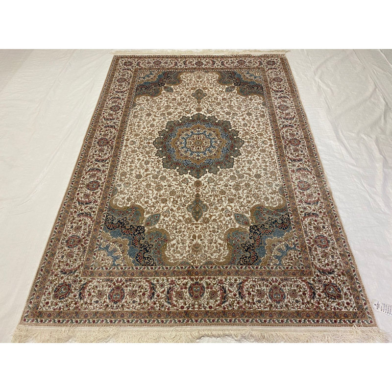 Antep Silk Rug, Rectangle 5' x 7'6"