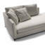Chaise en pin confortable et élégante-109310586