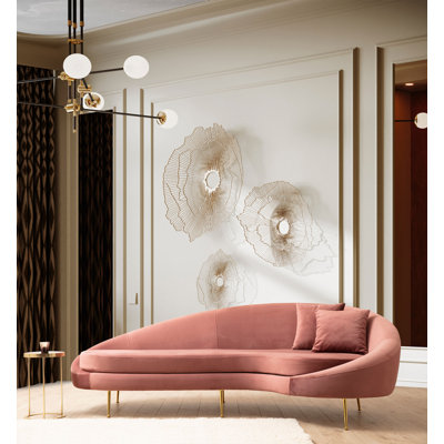 Canapé 3 places Luxury, rose, 100% polyester, 100 x 47,2 x 33,5 pouces | Structure en bois de hêtre et en carton, pieds en métal doré | Comprend 2 oreillers nettoyables à sec (18 po x 18 po) | Coussins en mousse douce et en plumes pour un confort ultime