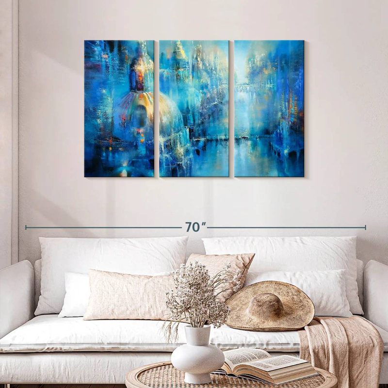 Avery The Old Town, 28" H x 45" W