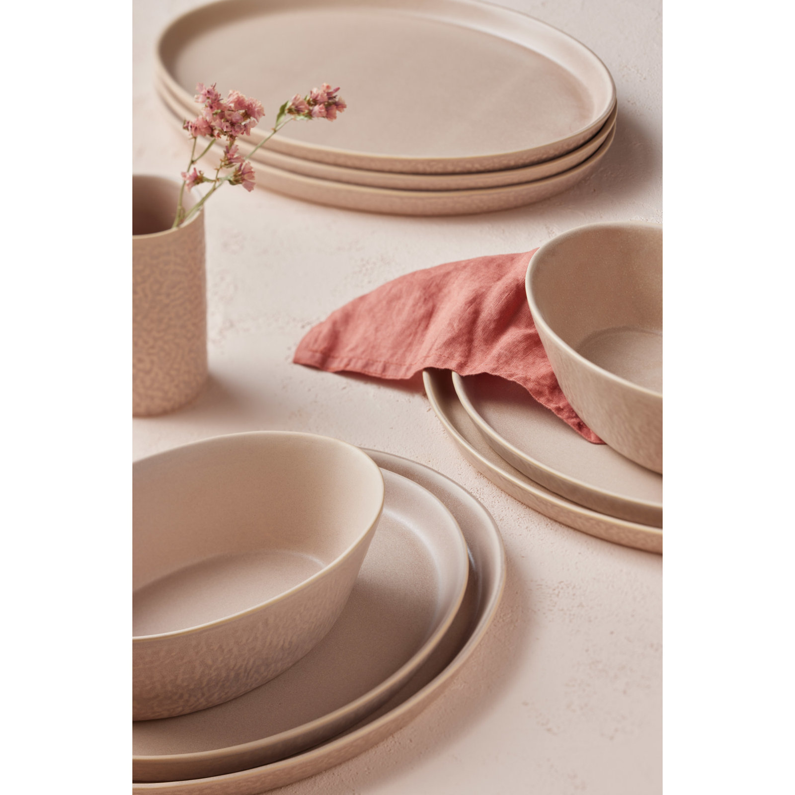 Katachi Stoneware Dinnerware Set, Pink