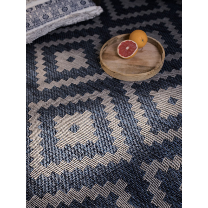 Bracelynn Indoor / Outdoor Rug, Rectangle 2' x 3'