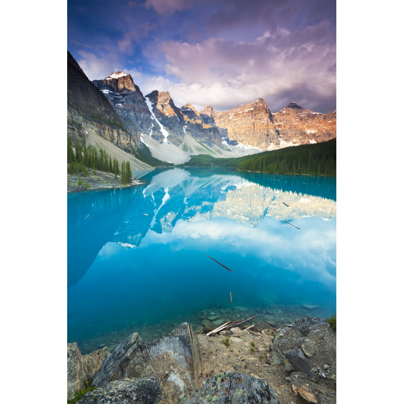 Le matin au lac Moraine par Glowingearth, H 12 po x l 8 po