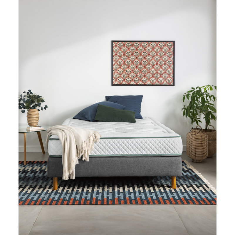White Noise Latex Mattress, European Small Double (120 x 200 cm)