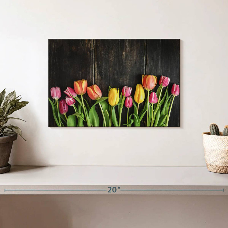 Harnek tulipes sur bois, H 8 po x l 12 po
