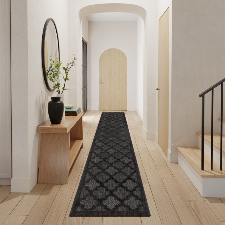 Adianey Red Barrel Studio Easy Care Trellis Charcoal/Black Indoor/Outdoor Area Rug