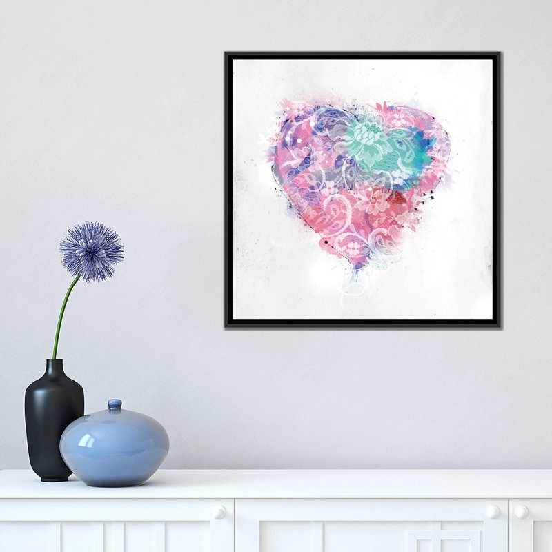 «Lace Heart», impression sur toile tendue, H 18 po x l 18 po x P 1,5 po, Toile avec cadre noir, Pas de tapis