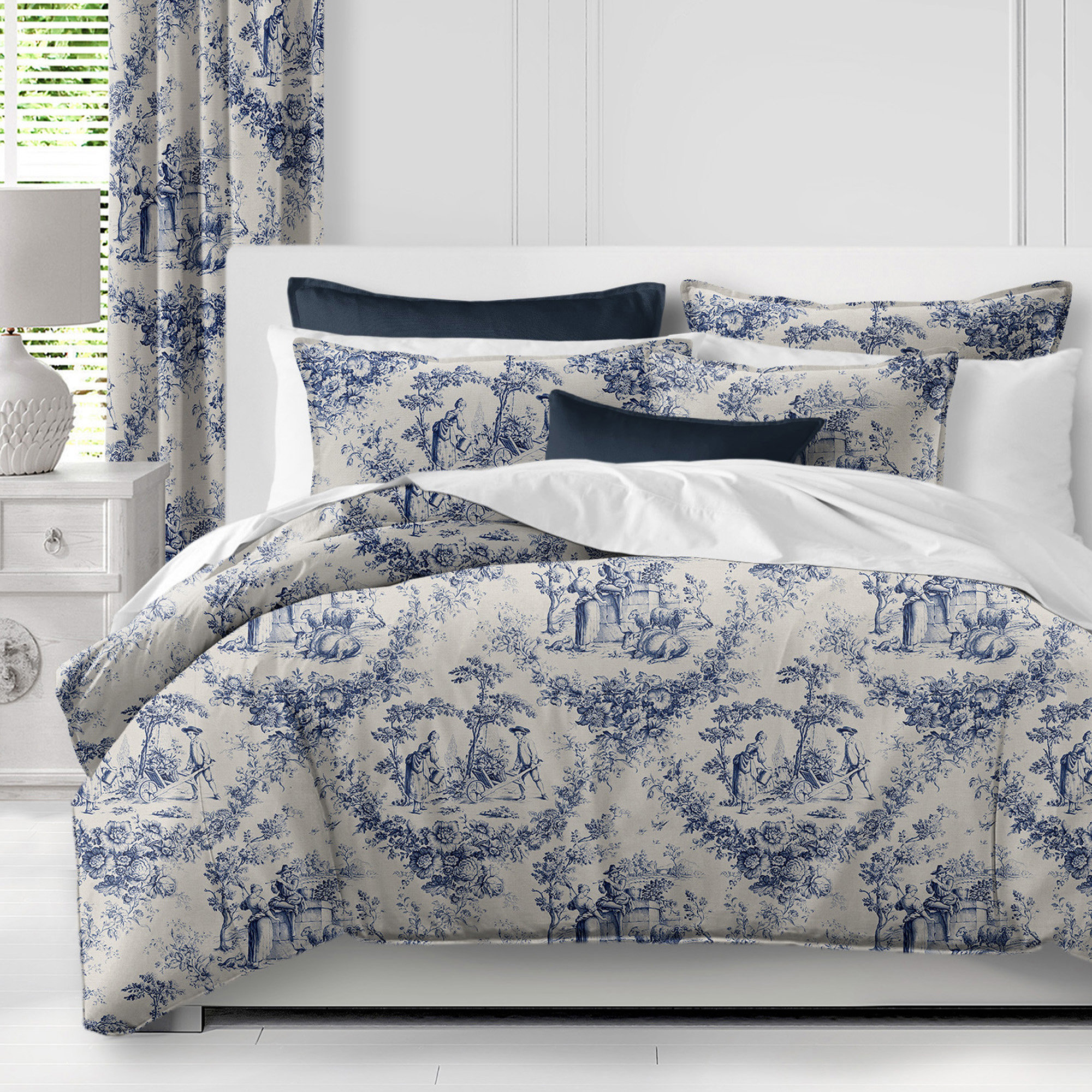 The Tailor's Bed Ensemble de couvre-lit en coton bleu marine / blanc  Provence - Wayfair Canada