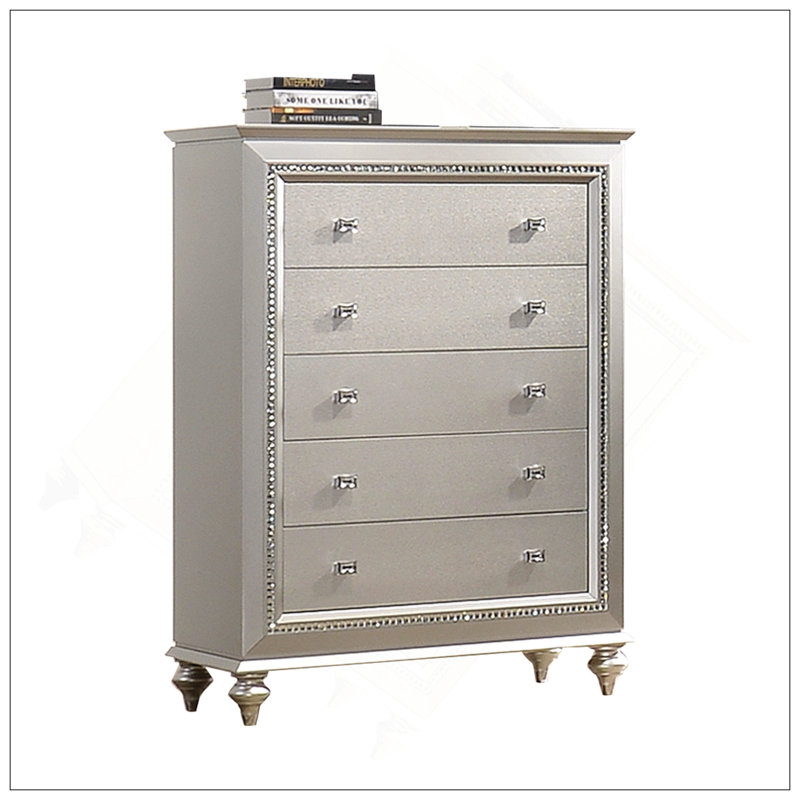 Commode à finition champagne Kaitlyn, Champagne