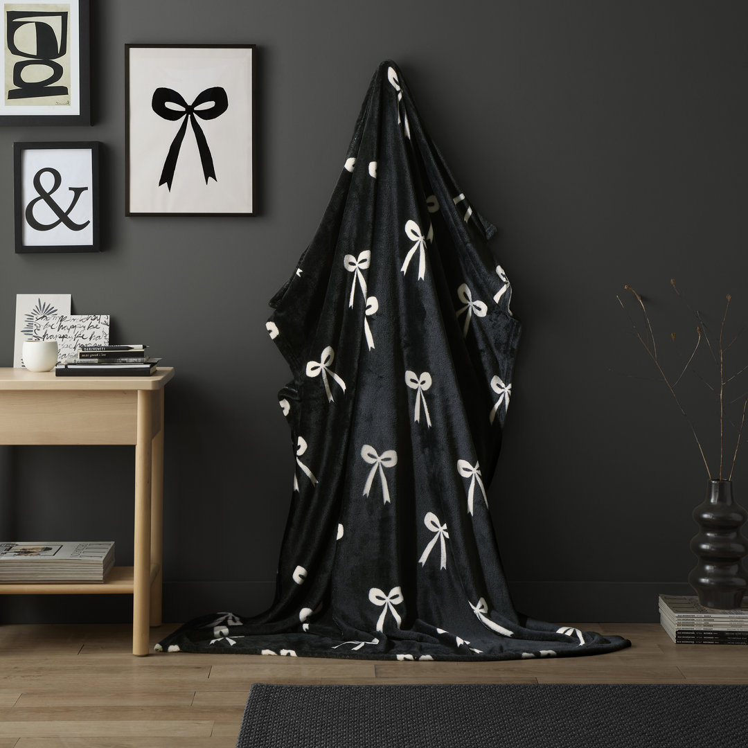 Fusion Unisex Black 'Bows' Super Soft Fleece Throw In | Size: 120 Cm X 150 Cm - Image 4