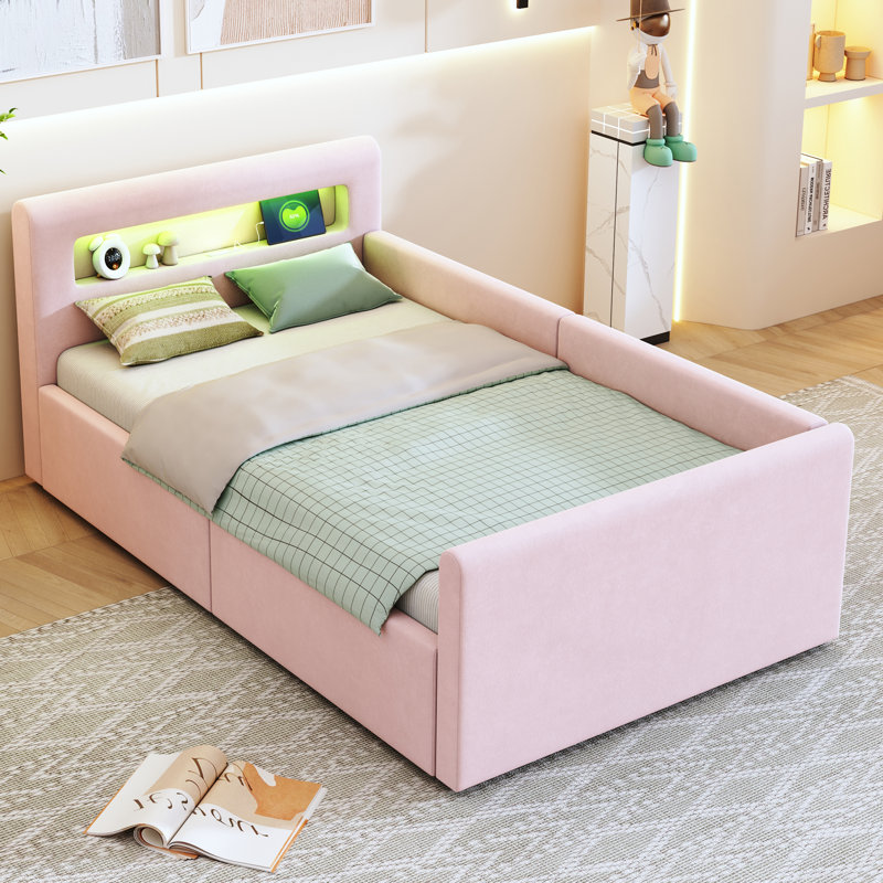 Bed, Pink