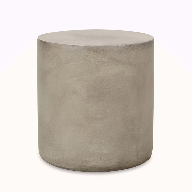 Table d'appoint d'extérieur en béton léger