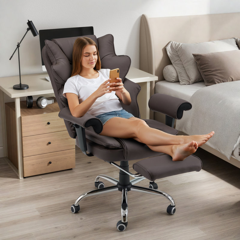 Executive Office Chair with 6-point Massage, Footrest, Brown