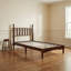 Lit plateforme simple en bois-375844207