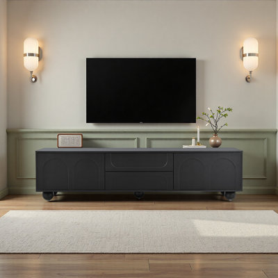 Meuble télé de style crème avec portes arquées et 2 tiroirs pour téléviseurs de 75 po ou moins, console multimédia minimaliste avec dispositif de rebond, centre de divertissement avec 5 pieds ronds en fer pour le salon et la chambre à coucher