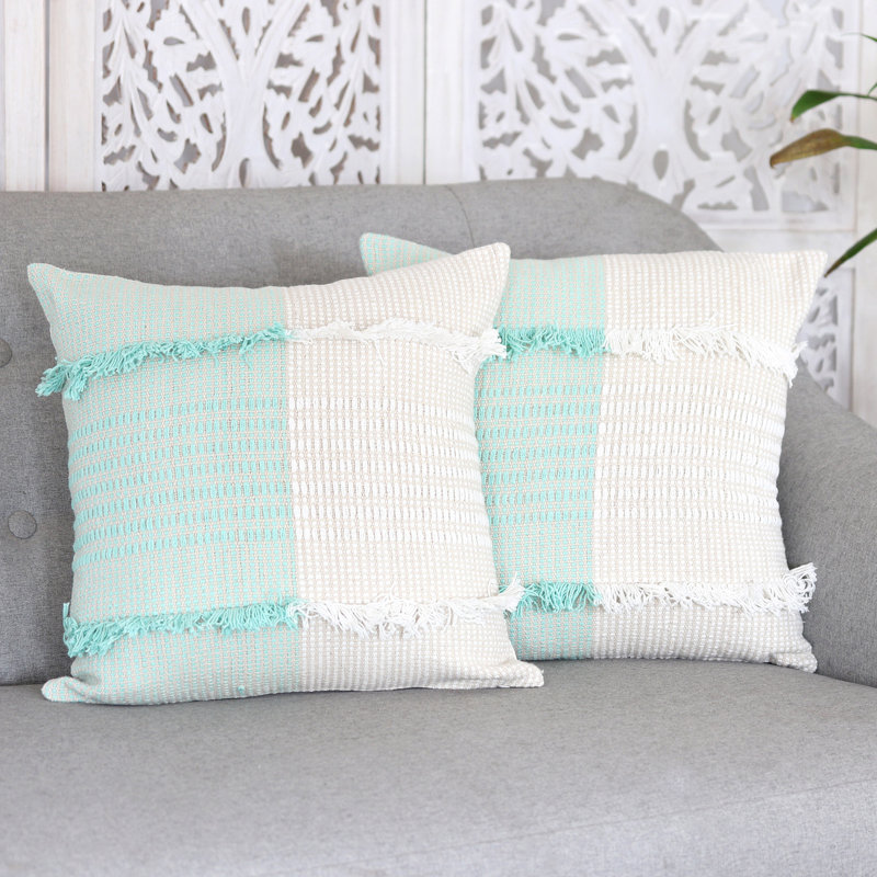 Housses de coussins en coton Wrought Studio ™ fabriquées à la main à la main à la sophistication de Delhi (paire)