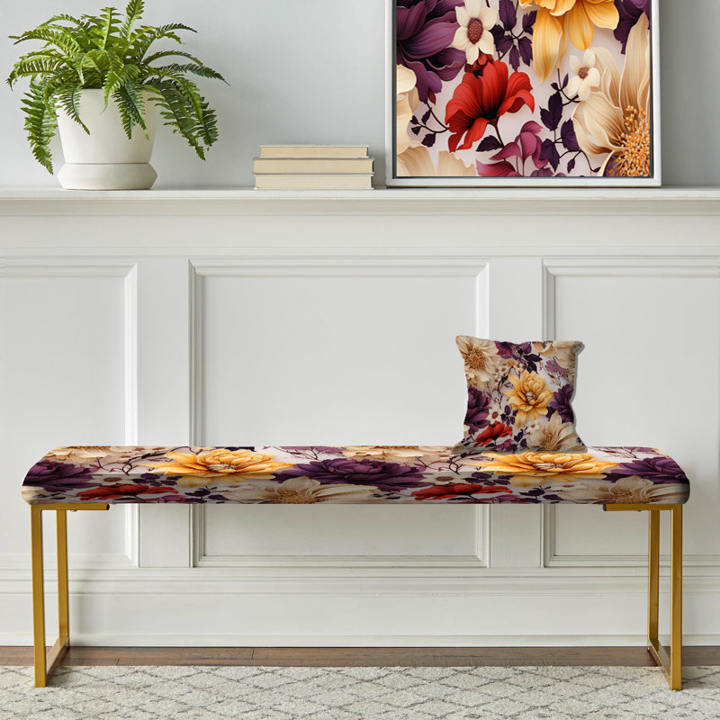 Banc de jardin mauve et mauve avec fleurs mauves et jaunes