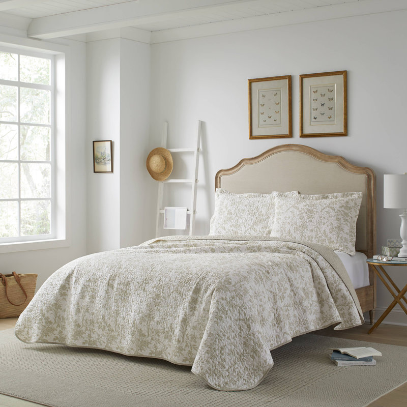 Beige Reversible Cotton King Quilt Set with Shams