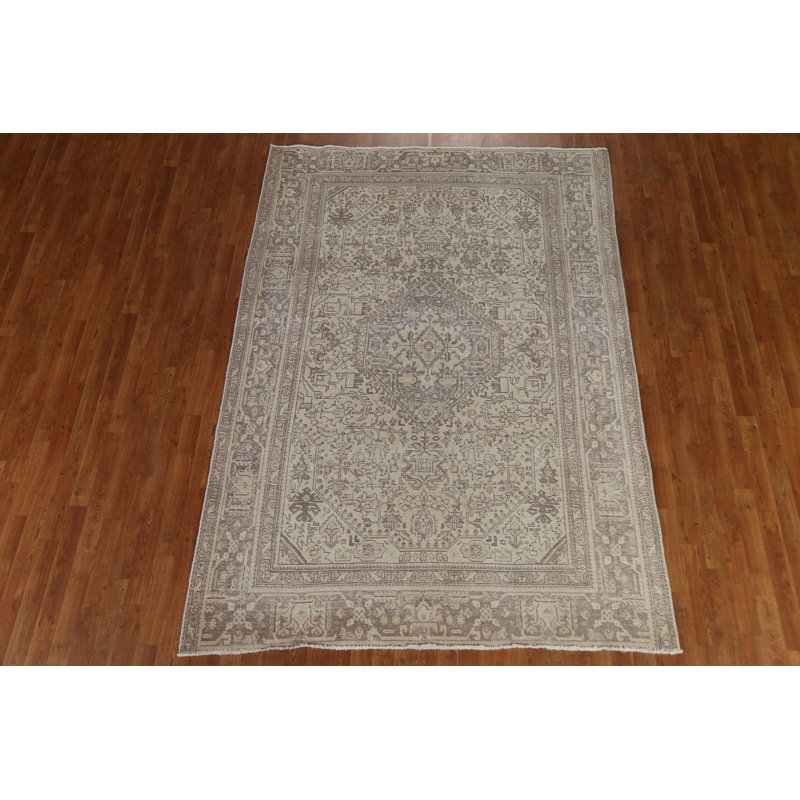 Tapis persan Tabriz patiné 6 x 9