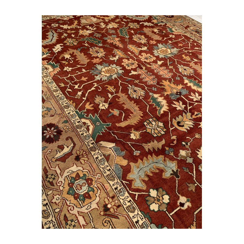 Wool Oriental Area Rug in Red/Beige