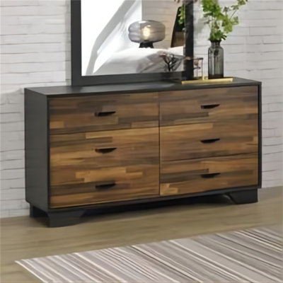 Eos Dresser