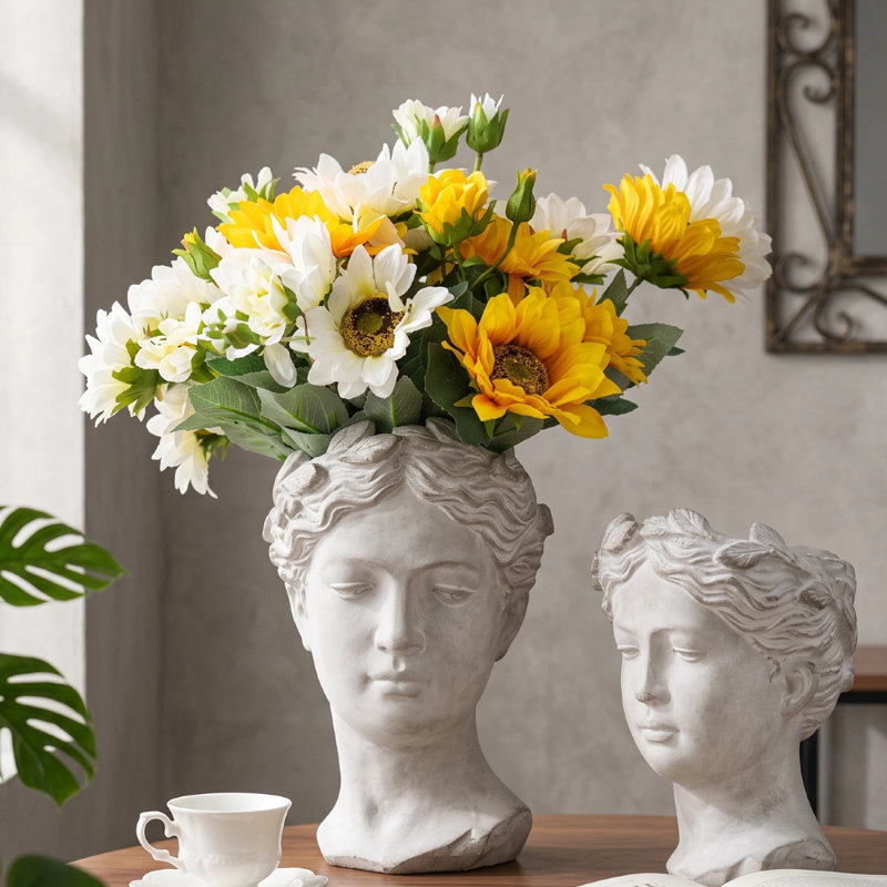 Pot à fleurs et pot à fleurs Visage