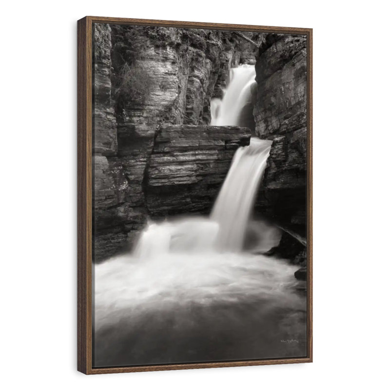 Saint Mary's Falls, 9 po x 13 po, Cadre flottant noyer