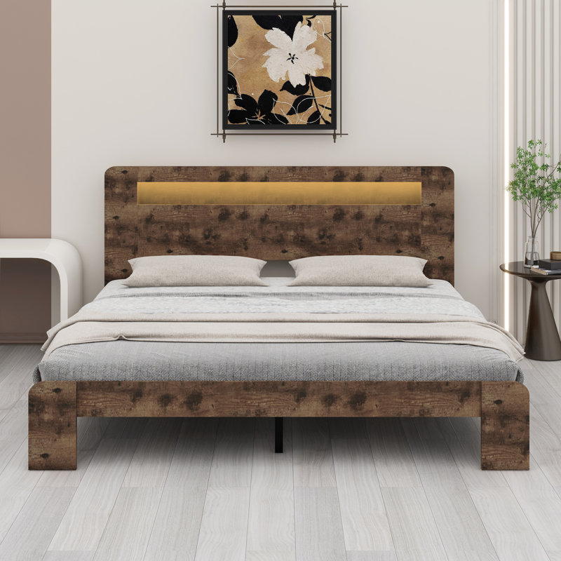Base de lit plateforme Smart Wood avec tête de lit à DEL, deux ports USB et rangement spacieux sous le lit, Très grand lit