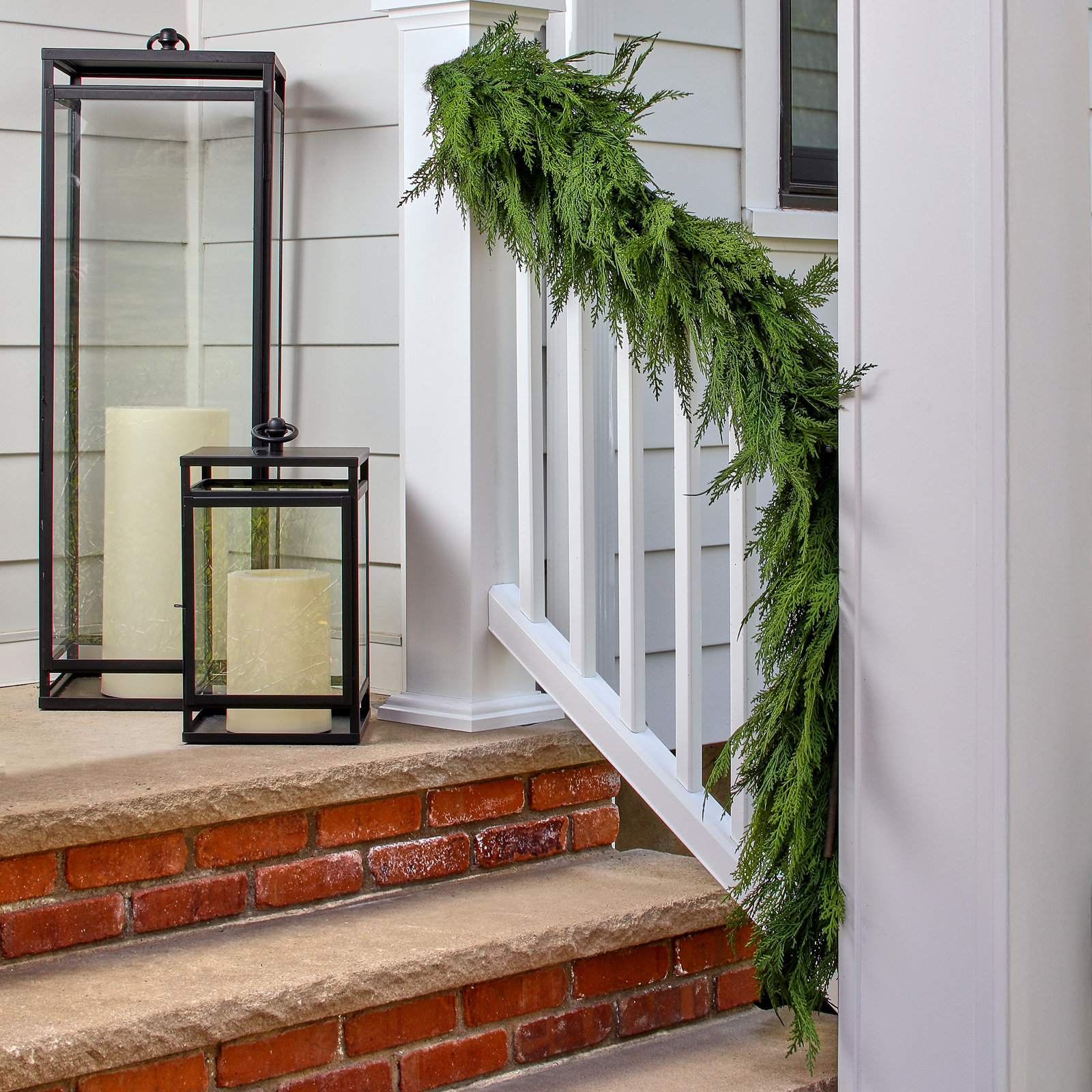 Real Touch Premium Cedar Garland, 6' L