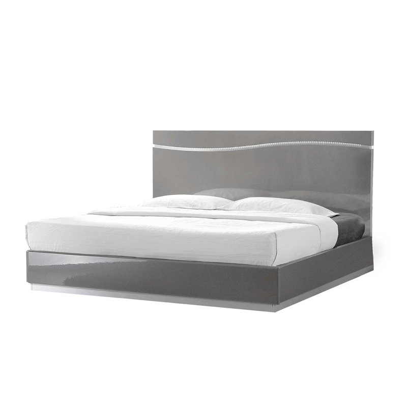 Braylea Platform LED Lacquer Bed , Queen
