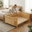 Grand lit plateforme en bois-933238167