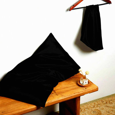 Luxury Silk Dream Pillowcase - 100% Mulberry Silk Cover with Hidden Zipper, 22 Momme for Hair Care, Standard Size 20" x 26", Black