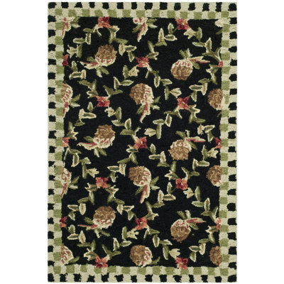 Jonsson Hand Hooked Wool Pile Floral Rug