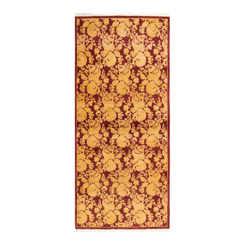Classic One-of-a-Kind 2' 8" X 6' 1" Hand Knotted Area Rug