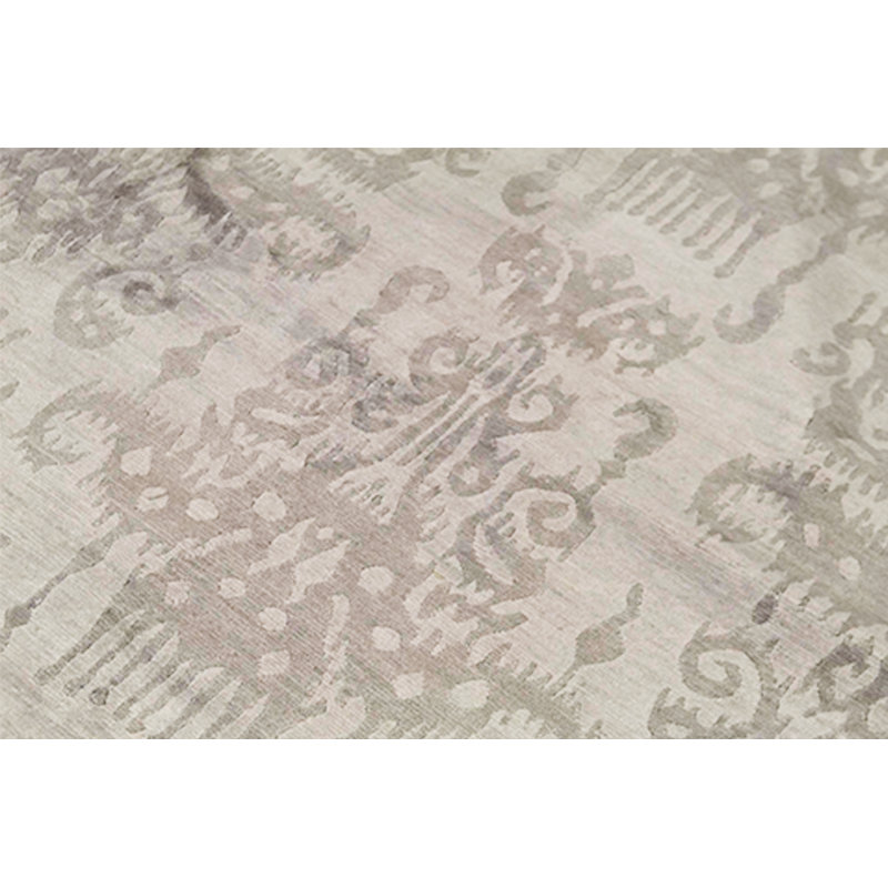 Himalayan Damask Area Rug in Gray/Taupe