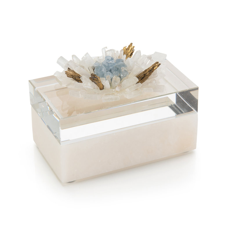 Figurines & Sculptures