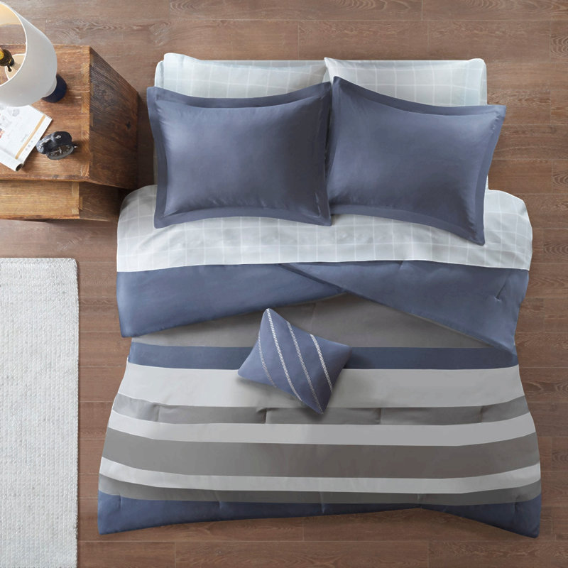 Ensemble d'édredon à rayures simple avec draps