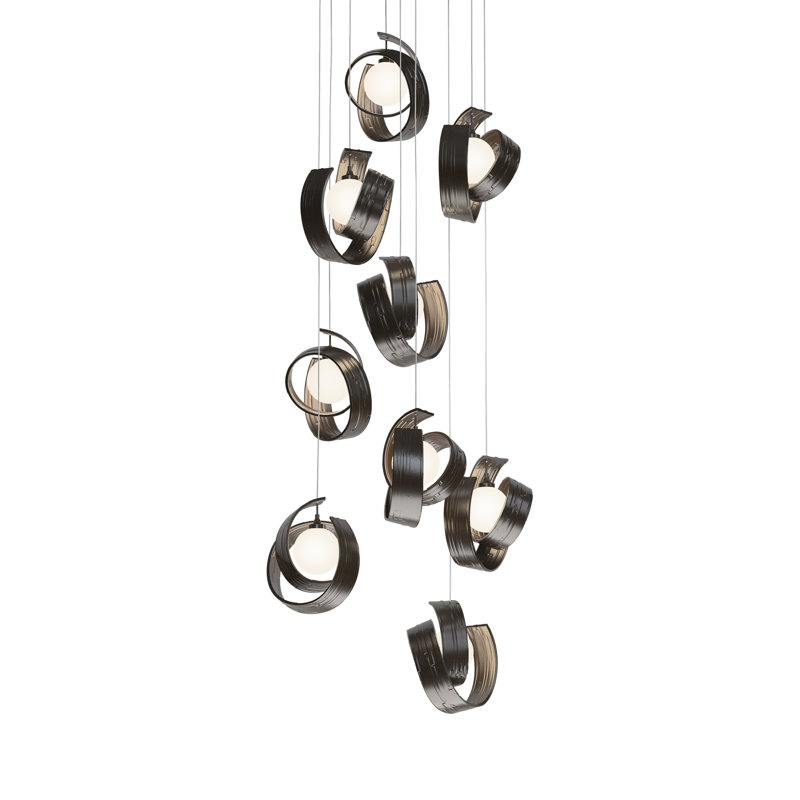 Luminaire suspendu géométrique à 9 lumières Riza, H 130 po x l 21,1 po x P 21,1 po, Bronze huilé