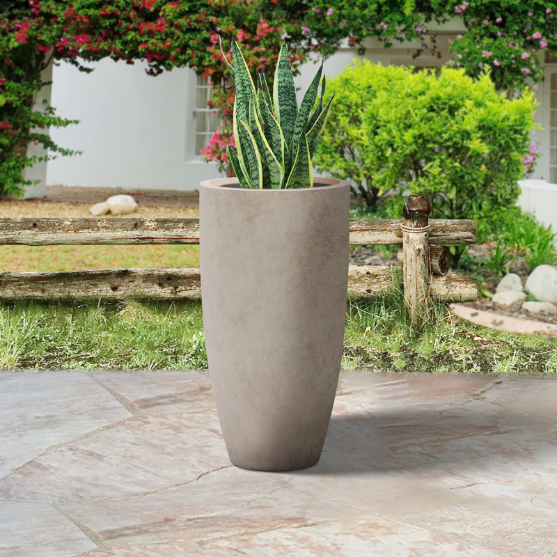 Charnise Round Pot Planter, Brown