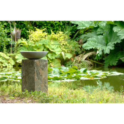 Roni Natural Stone Birdbath