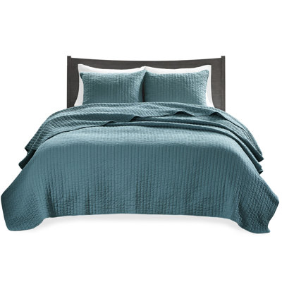 King/ King Quilt In Teal - Reversible, Microfiber, Cotton Filled Charming Reversible Bedding