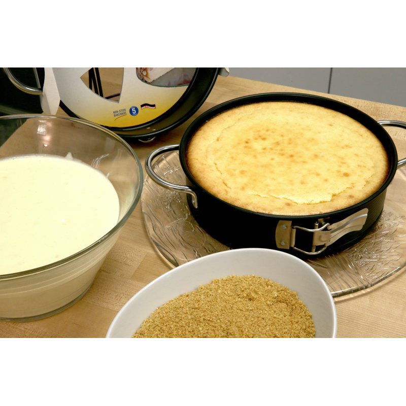 9-Inch Black Non-Stick Springform Pan with Handles