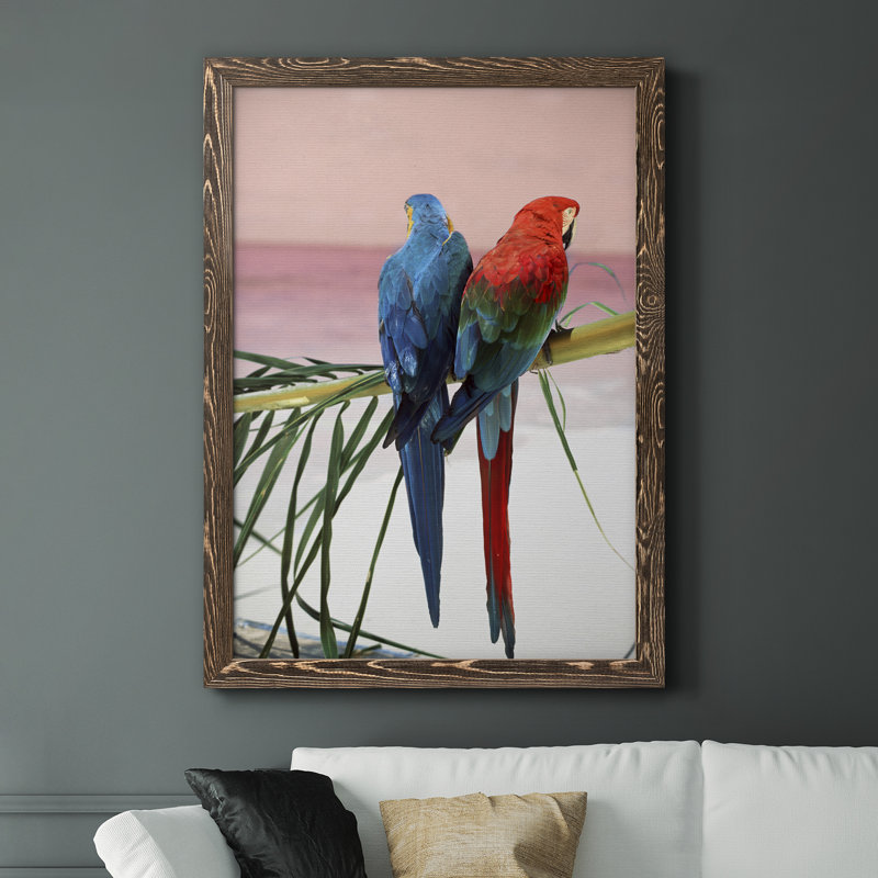 Palm Parrots - Peinture sur toile encadrée, H 44 po x l 31 po x P 1 po, Encadré de bois de noyer