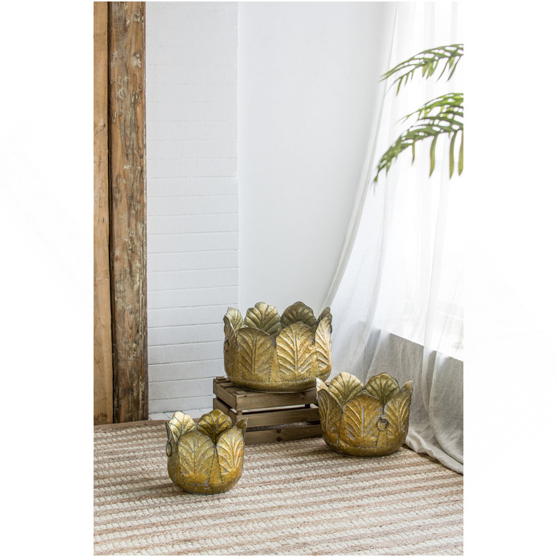 Ensemble de 3 jardinières en métal patiné, L: 17,7 x 17,7 x 11 po, M: 15 x 15 x 10,2 po, 11,5 x 11,5 x 10 po